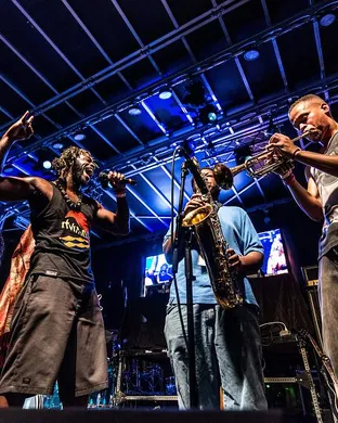 Lawrence - Band Dallas