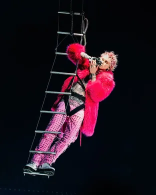 Machine Gun Kelly Dallas