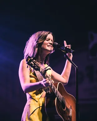 Maren Morris Irving