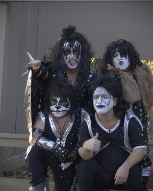 Mini Kiss Dallas