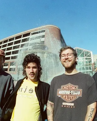 Mom Jeans Dallas